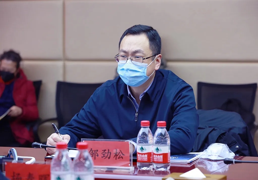 北京市东城区委常委,常务副区长邹劲松