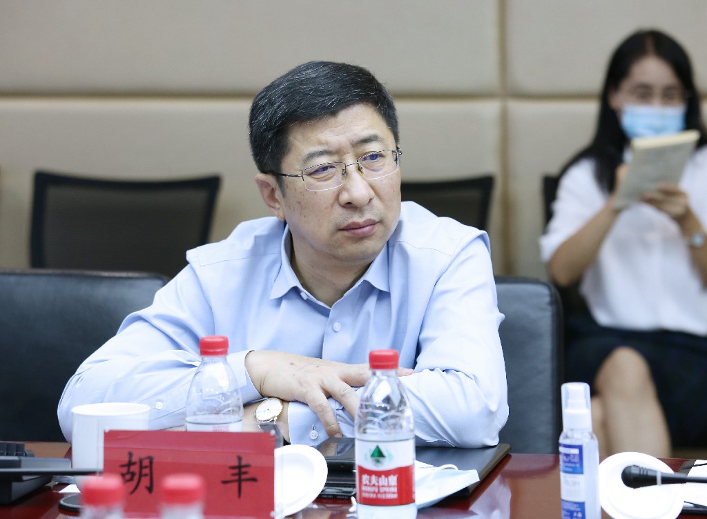 推动双方务实合作,9月11日,内蒙古自治区大数据发展管理局局长胡丰