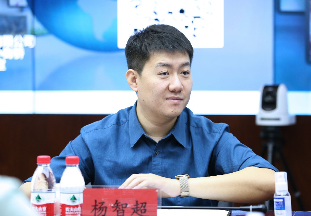 内蒙古自治区大数据局领导一行调研视联动力